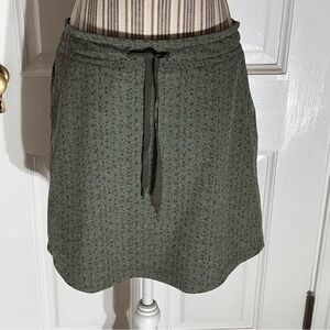 REI Co-op medium green printed skirt pockets drawstrings S177